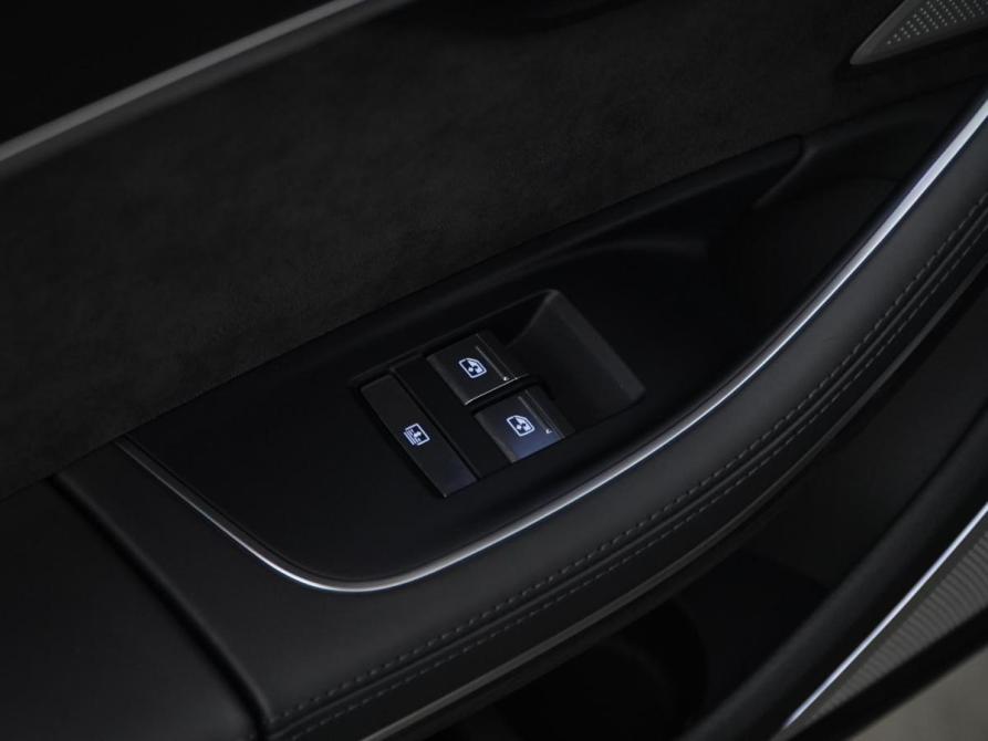 Audi A8 IV (D5) Москва  - изображение 28