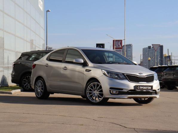 Kia Rio III Рестайлинг с пробегом 2016 года, цена 1 096 000 рублей, 92677 км, седан, Автокод Объявления