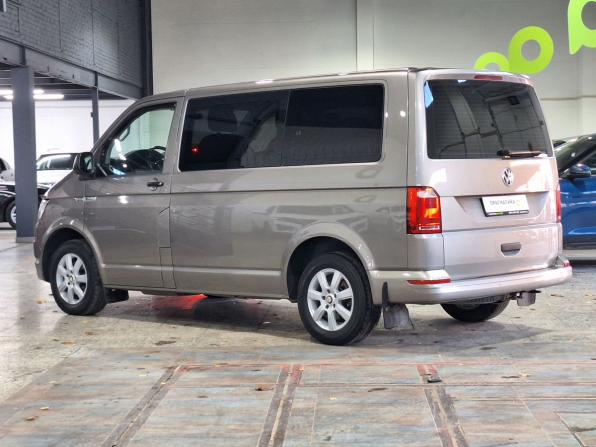 Volkswagen Multivan T6 с пробегом 2018 года, цена 3 130 000 рублей, 209548 км, минивэн, Автокод Объявления