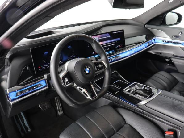 BMW 7 серии VII (G70) с пробегом 2022 года, цена 12 108 000 рублей, 13026 км, седан, Автокод Объявления
