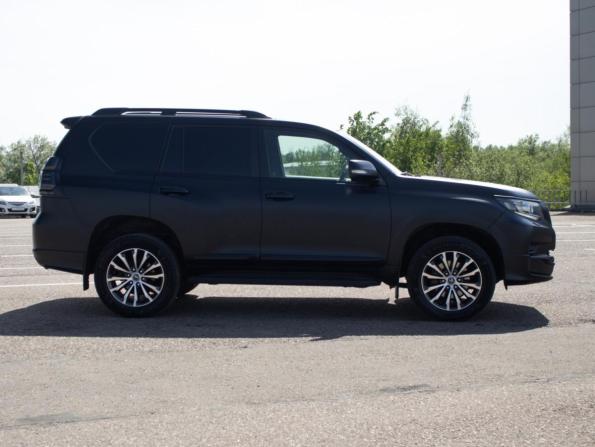 Toyota Land Cruiser Prado 150 Series Рестайлинг 3 с пробегом 2022 года, цена 6 399 000 рублей, 106759 км, внедорожник, Автокод Объявления