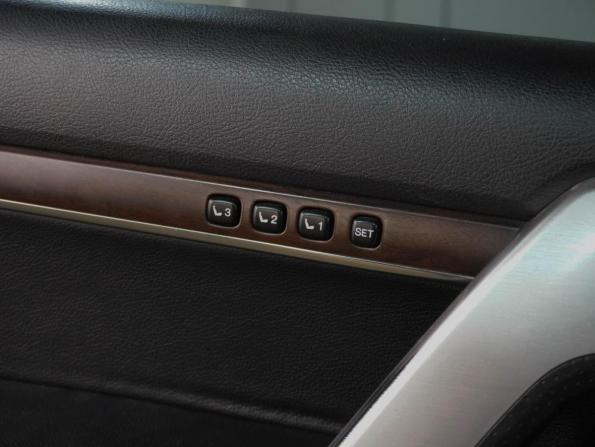 Toyota Land Cruiser 200 Series Рестайлинг 2 с пробегом 2019 года, цена 8 059 000 рублей, 133282 км, внедорожник, Автокод Объявления