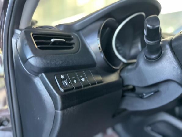 Kia Rio III Рестайлинг с пробегом 2015 года, цена 1 079 000 рублей, 170000 км, седан, Автокод Объявления