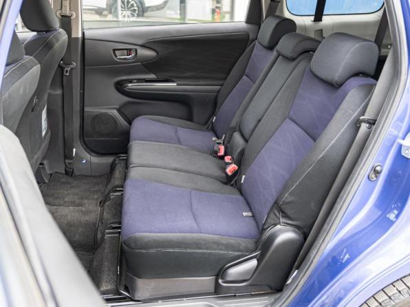 Toyota Wish II Рестайлинг с пробегом 2012 года, цена 1 530 000 рублей, 116600 км, минивэн, Автокод Объявления