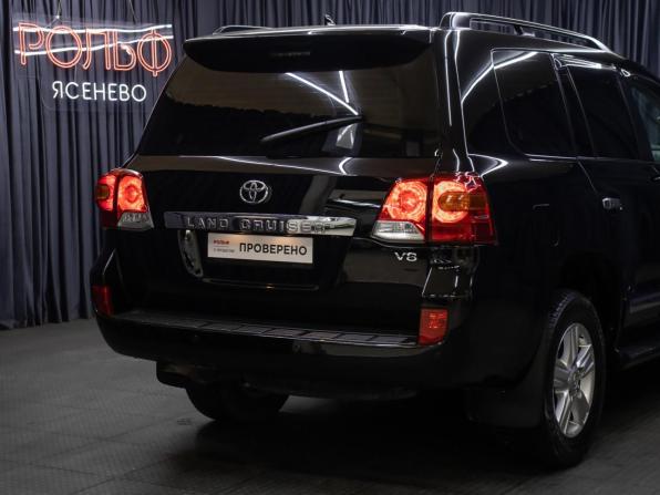 Toyota Land Cruiser 200 Series Рестайлинг 1 с пробегом 2015 года, цена 4 898 000 рублей, 180212 км, внедорожник, Автокод Объявления