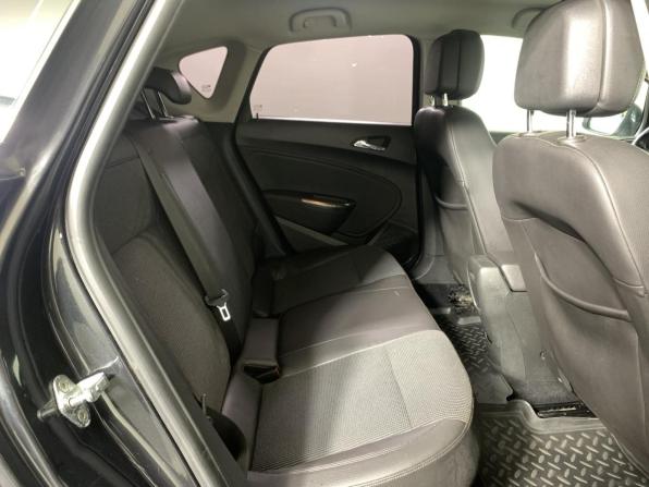 Opel Astra J с пробегом 2011 года, цена 355 000 рублей, 201833 км, хэтчбек, Автокод Объявления