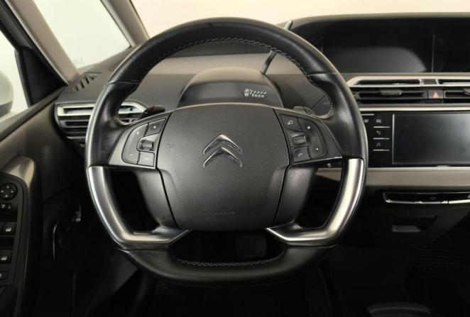 Citroen C4 Picasso II Рестайлинг с пробегом 2018 года, цена 1 100 000 рублей, 174384 км, компактвэн, Автокод Объявления