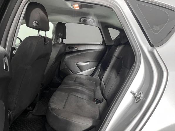 Opel Astra J с пробегом 2010 года, цена 657 000 рублей, 269851 км, хэтчбек, Автокод Объявления