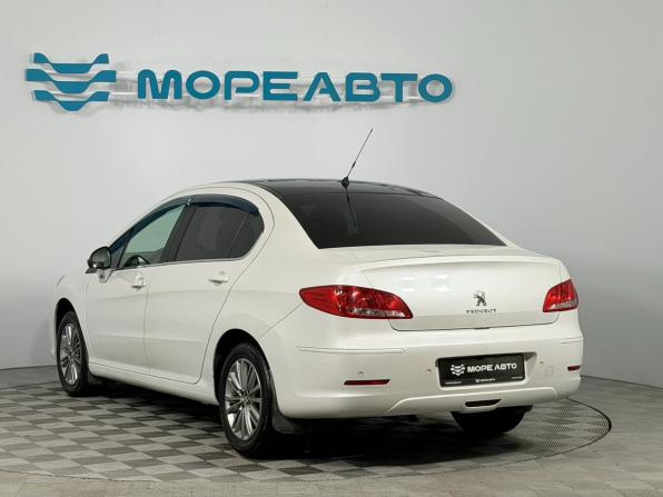 Peugeot 408 I Рестайлинг с пробегом 2017 года, цена 1 000 000 рублей, 228000 км, седан, Автокод Объявления