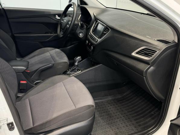 Hyundai Solaris II с пробегом 2020 года, цена 1 470 000 рублей, 156040 км, седан, Автокод Объявления