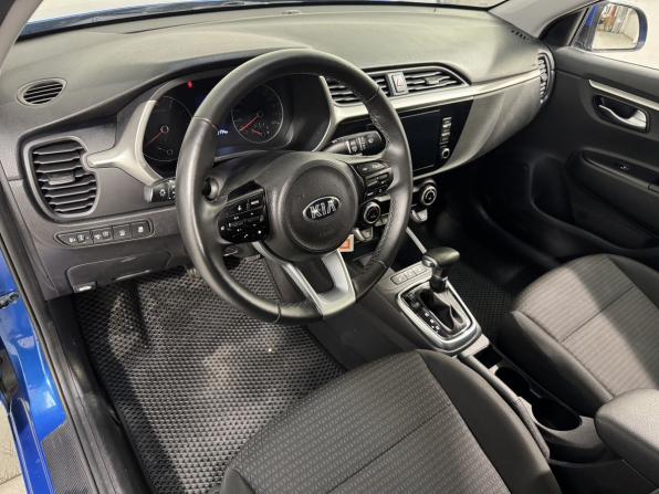 Kia Rio IV Рестайлинг с пробегом 2021 года, цена 1 799 800 рублей, 32000 км, седан, Автокод Объявления