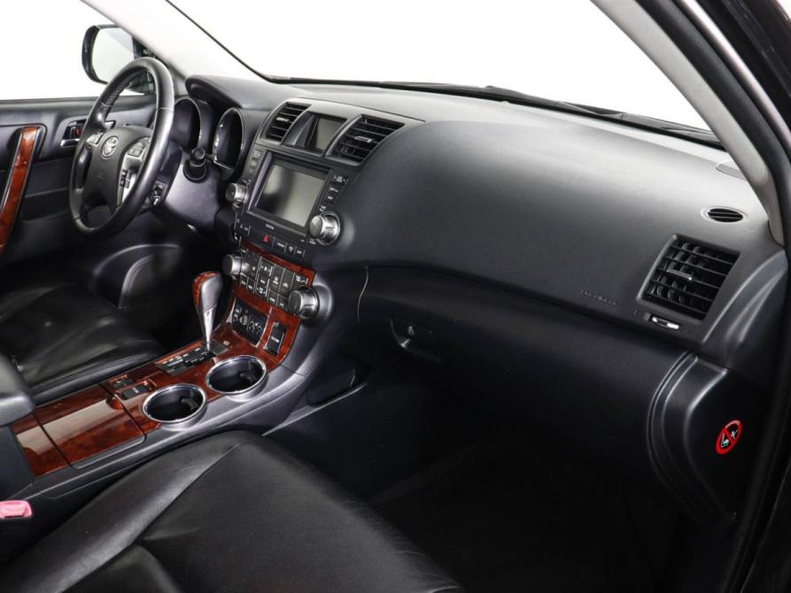 Toyota Highlander II (XU40) Рестайлинг Химки  - изображение 10