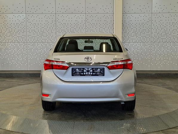 Toyota Corolla XI (E160 E170 E180) с пробегом 2013 года, цена 780 000 рублей, 157447 км, седан, Автокод Объявления