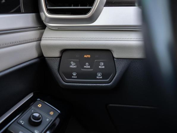 Volkswagen ID.6 с пробегом 2022 года, цена 3 699 000 рублей, 57205 км, внедорожник, Автокод Объявления