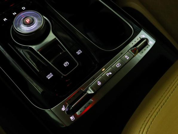 Kia Carnival IV с пробегом 2020 года, цена 3 897 000 рублей, 84726 км, минивэн, Автокод Объявления