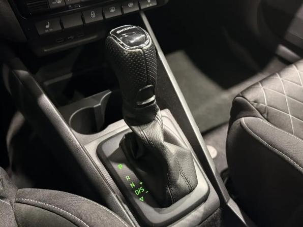 Skoda Rapid II с пробегом 2021 года, цена 1 790 000 рублей, 102153 км, лифтбек, Автокод Объявления