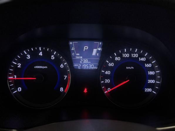 Hyundai Solaris I с пробегом 2013 года, цена 800 000 рублей, 219530 км, седан, Автокод Объявления