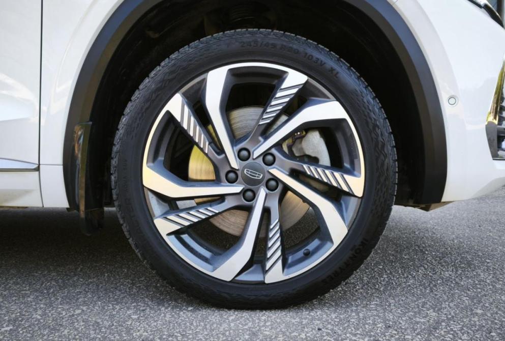 Geely Monjaro I Сыктывкар  - изображение 10