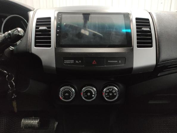 Mitsubishi Outlander II Рестайлинг с пробегом 2011 года, цена 990 000 рублей, 184162 км, внедорожник, Автокод Объявления