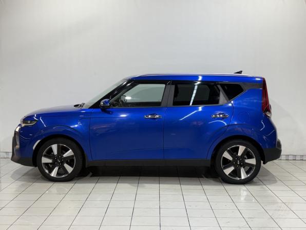 Kia Soul III с пробегом 2021 года, цена 1 817 000 рублей, 49869 км, хэтчбек, Автокод Объявления