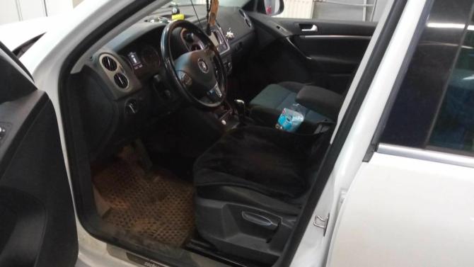 Volkswagen Tiguan I Рестайлинг с пробегом 2013 года, цена 1 020 000 рублей, 277671 км, внедорожник, Автокод Объявления