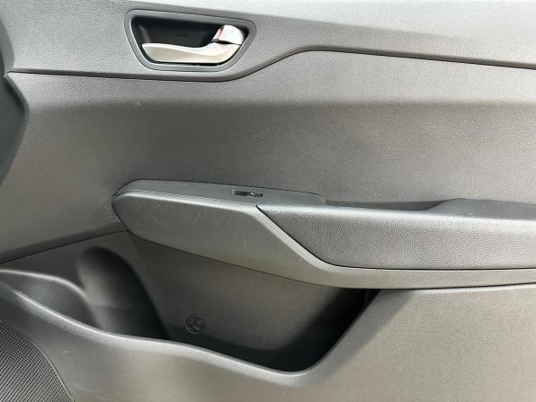 Hyundai Solaris II Рестайлинг с пробегом 2021 года, цена 1 540 000 рублей, 77043 км, седан, Автокод Объявления