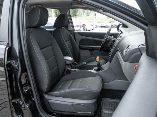 Ford Focus II Рестайлинг с пробегом 2010 года, цена 599 000 рублей, 234328 км, седан, Автокод Объявления