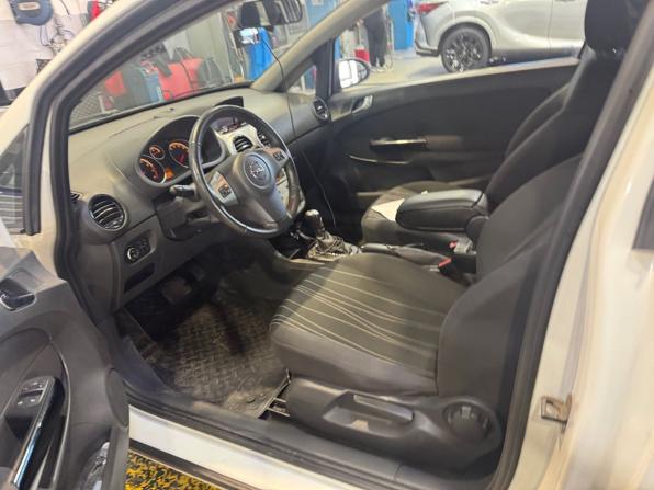 Opel Corsa D с пробегом 2010 года, цена 490 000 рублей, 153376 км, хэтчбек, Автокод Объявления