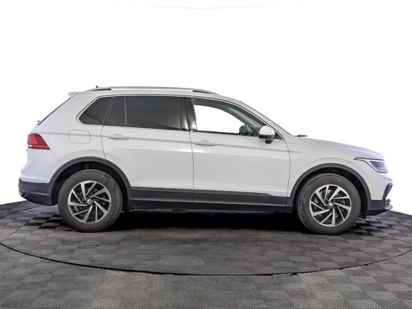 Volkswagen Tiguan II Рестайлинг с пробегом 2021 года, цена 3 090 000 рублей, 115730 км, внедорожник, Автокод Объявления