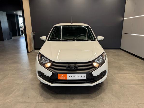 Lada (ВАЗ) Granta I Рестайлинг с пробегом 2024 года, цена 888 000 рублей, 17000 км, лифтбек, Автокод Объявления