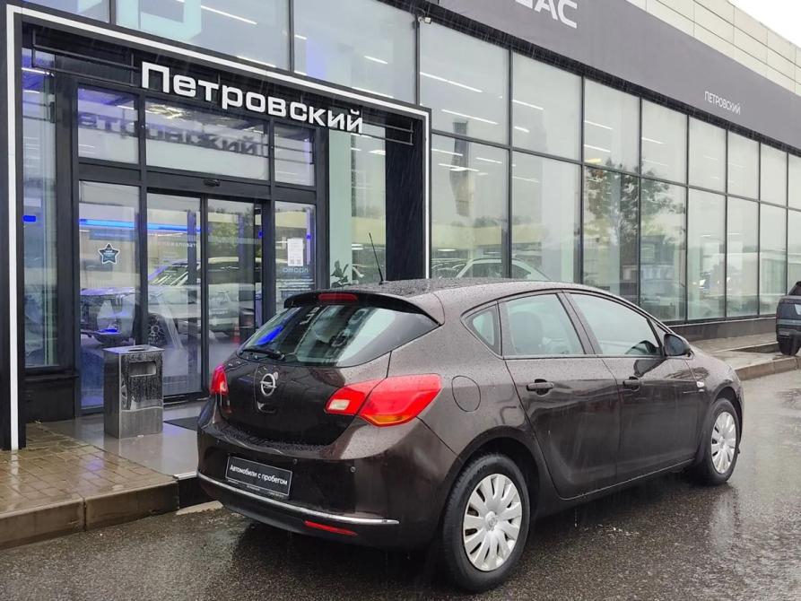 Opel Astra J Рестайлинг Санкт-Петербург  - изображение 6