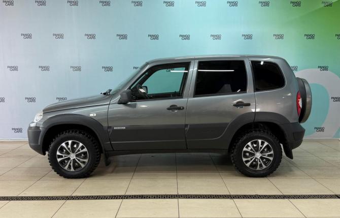 Chevrolet Niva I Рестайлинг с пробегом 2018 года, цена 680 000 рублей, 113500 км, внедорожник, Автокод Объявления