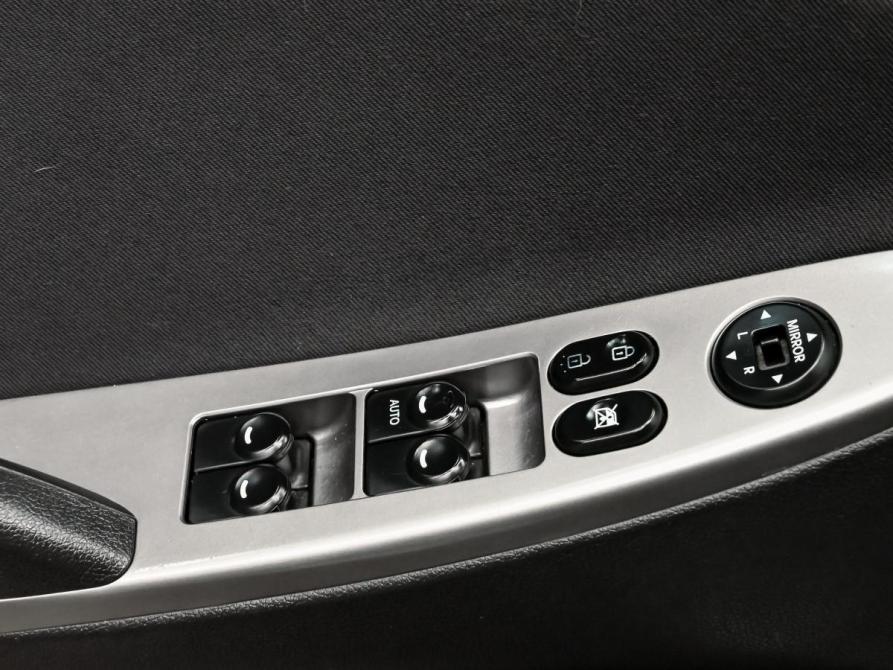 Hyundai Solaris I Рестайлинг Екатеринбург  - изображение 13