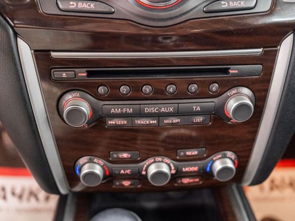 Nissan Pathfinder IV с пробегом 2015 года, цена 2 090 000 рублей, 115959 км, внедорожник, Автокод Объявления
