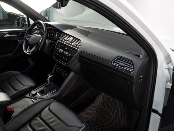 Volkswagen Tiguan II Рестайлинг с пробегом 2022 года, цена 3 490 000 рублей, 74793 км, внедорожник, Автокод Объявления