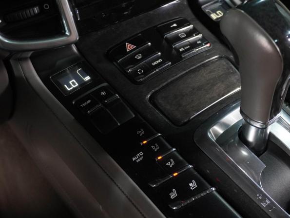 Porsche Cayenne II (958) с пробегом 2010 года, цена 2 649 000 рублей, 158459 км, внедорожник, Автокод Объявления