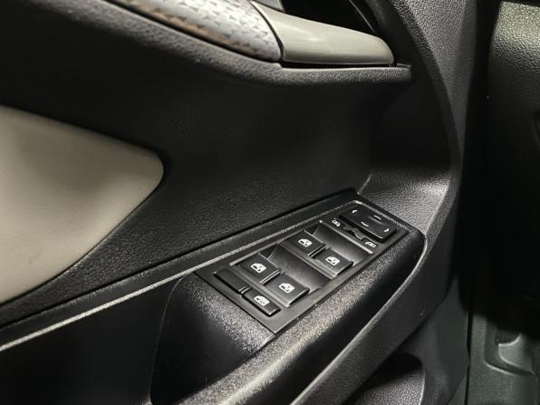 Lada (ВАЗ) Vesta I с пробегом 2019 года, цена 1 059 500 рублей, 145705 км, универсал, Автокод Объявления