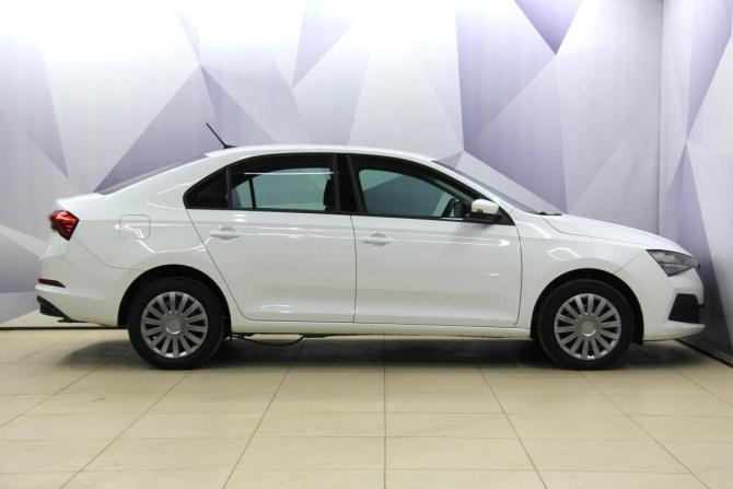 Skoda Rapid II с пробегом 2022 года, цена 1 507 300 рублей, 163132 км, лифтбек, Автокод Объявления