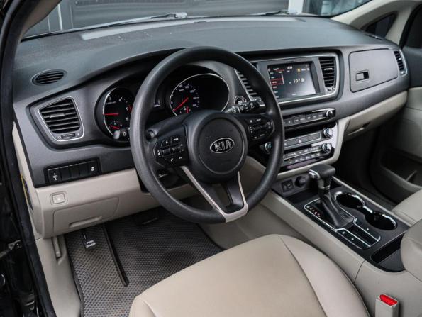 Kia Carnival III с пробегом 2020 года, цена 3 400 000 рублей, 79495 км, минивэн, Автокод Объявления