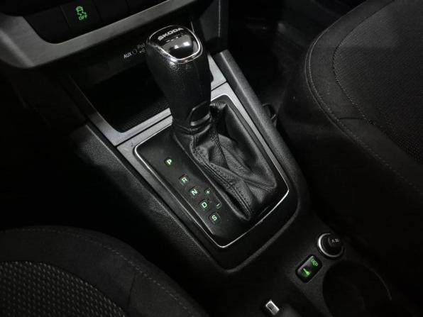 Skoda Yeti I Рестайлинг с пробегом 2017 года, цена 1 320 000 рублей, 194026 км, внедорожник, Автокод Объявления