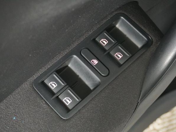 Volkswagen Polo V с пробегом 2010 года, цена 791 000 рублей, 142887 км, седан, Автокод Объявления