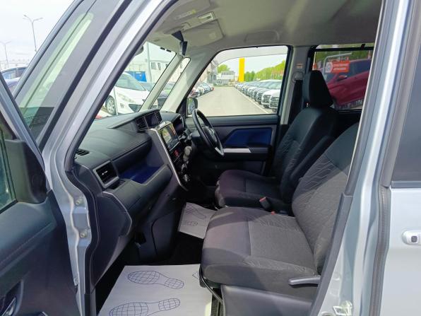 Toyota Roomy I с пробегом 2018 года, цена 1 220 000 рублей, 131000 км, минивэн, Автокод Объявления