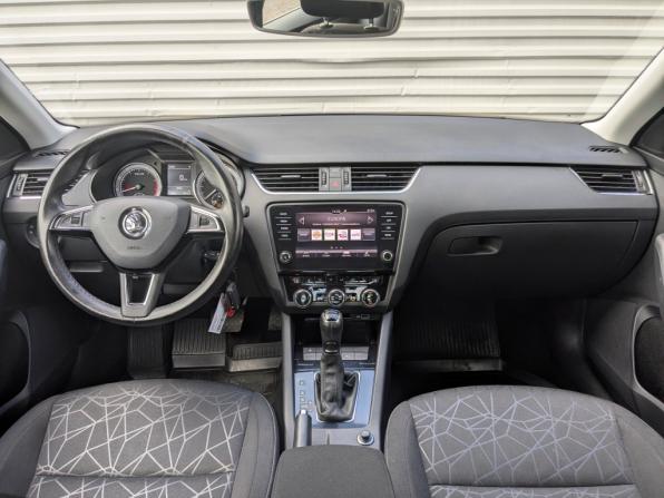 Skoda Octavia III (A7) Рестайлинг с пробегом 2020 года, цена 1 690 000 рублей, 126026 км, лифтбек, Автокод Объявления