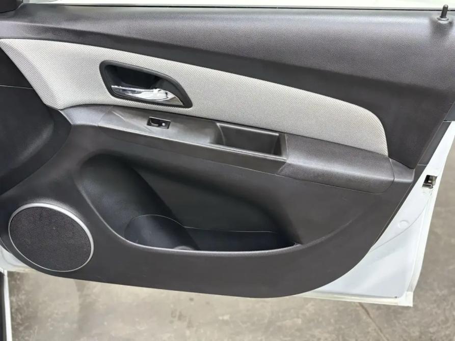 Chevrolet Cruze I Саратов  - изображение 12