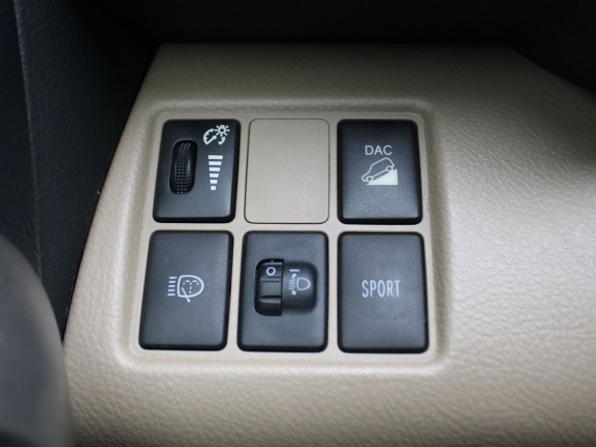 Toyota RAV4 III (XA30) Рестайлинг с пробегом 2012 года, цена 1 699 000 рублей, 69557 км, внедорожник, Автокод Объявления
