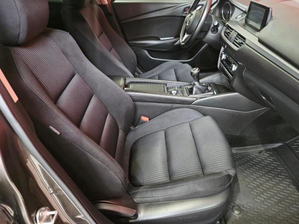 Mazda 6 III (GJ) Рестайлинг с пробегом 2015 года, цена 1 699 000 рублей, 124917 км, седан, Автокод Объявления