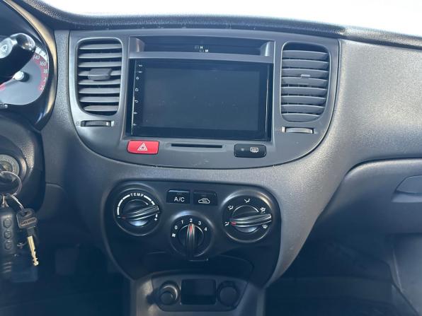 Kia Rio II Рестайлинг с пробегом 2010 года, цена 540 000 рублей, 180000 км, седан, Автокод Объявления