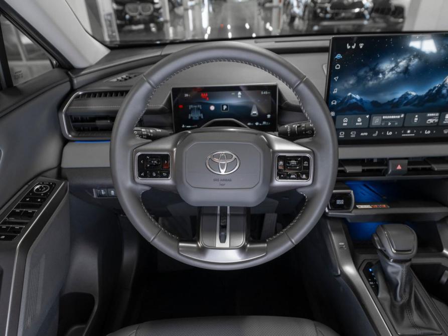 Toyota RAV4 VI (XA60) Москва  - изображение 11