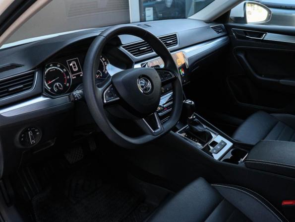 Skoda Superb III Рестайлинг с пробегом 2020 года, цена 2 450 000 рублей, 53940 км, лифтбек, Автокод Объявления