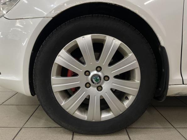 Skoda Octavia II (A5) Рестайлинг с пробегом 2012 года, цена 650 000 рублей, 235135 км, лифтбек, Автокод Объявления